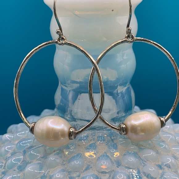 Silpada Vintage HTF Sterling Large Pearl Hoop French Wire Earrings - Picture 3 of 12